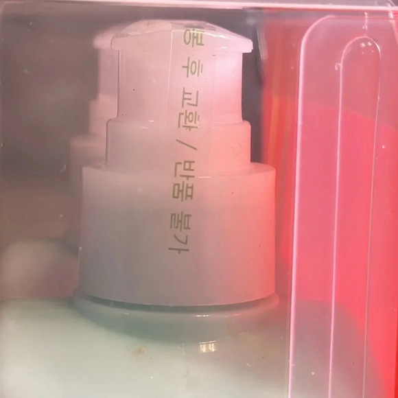 NWT Nature Republic Love Me Bubble Body Care Set (1 Bath/1 Body Lotion) - Picture 5 of 8